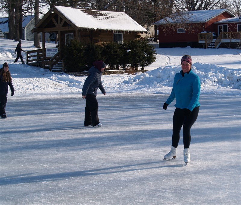 Skating & warming house