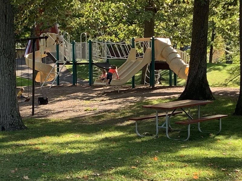 Park_playground.jpg